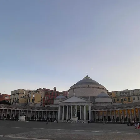 Apartmán Casa Tiare, The Heart Of Piazza Plebiscito Neapol