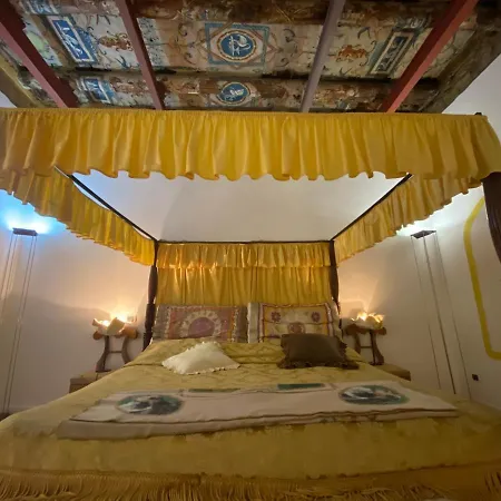 Casa Tiare, The Heart Of Piazza Plebiscito Apartment Naples